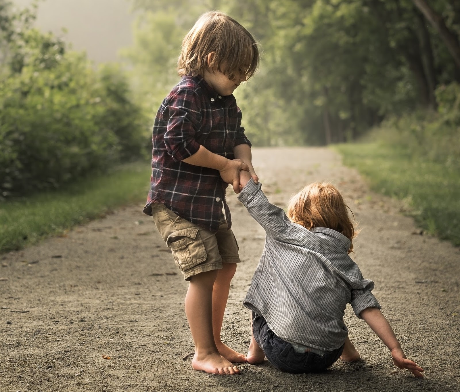 Друг другу чтобы так было всегда. Руки влюбленных. Друг другу чтобы так было всегда. Друг другу чтобы так было всегда. Ты мой друг.