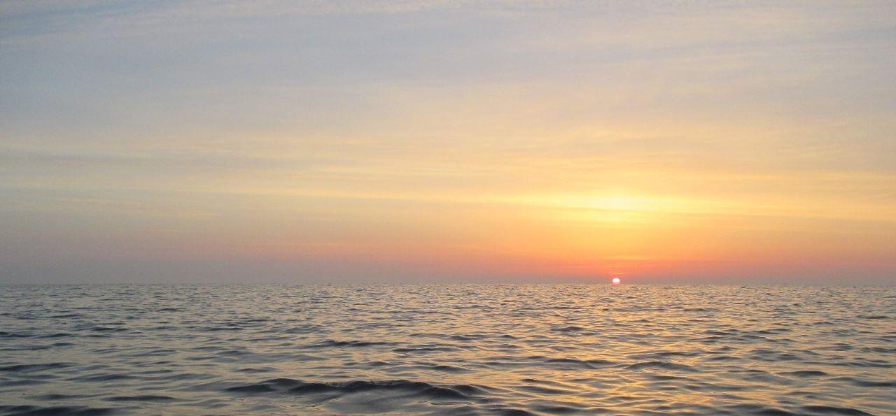 Come le onde del mare calmo