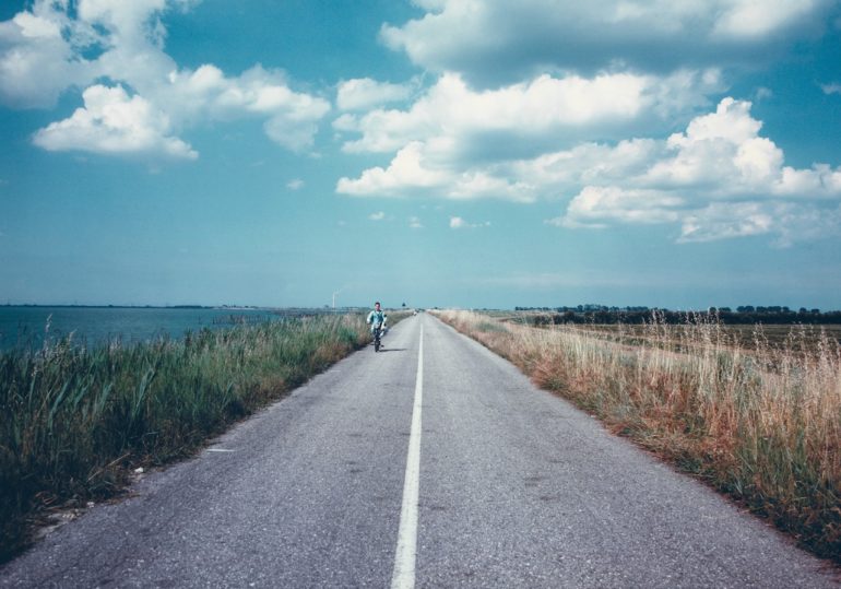 vieni-via